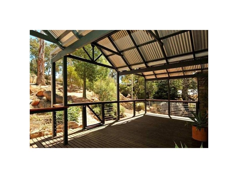 4 Parkway, Swan View WA 6056