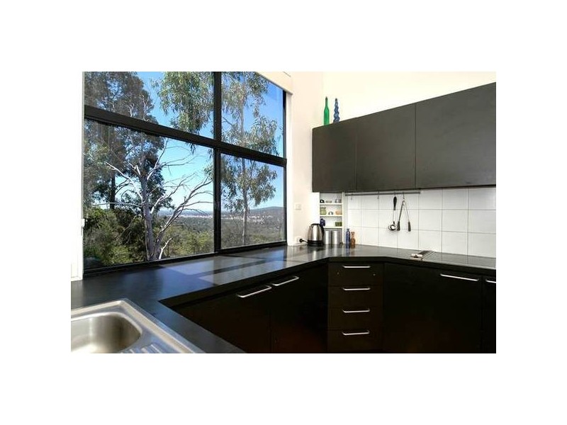 4 Parkway, Swan View WA 6056