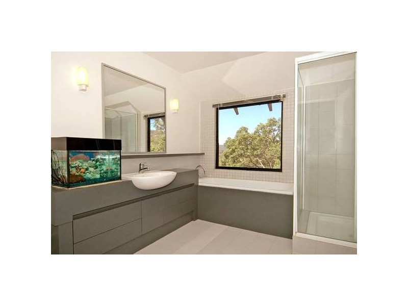 4 Parkway, Swan View WA 6056