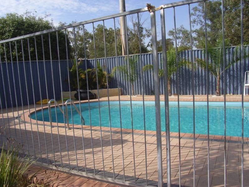 2 Weld Road, Swan View WA 6056