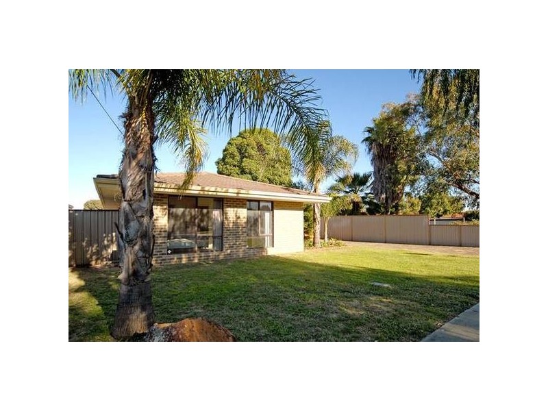 16 McKeon Street, Redcliffe WA 6104