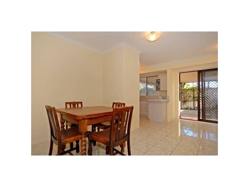16 McKeon Street, Redcliffe WA 6104