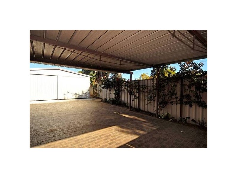 16 McKeon Street, Redcliffe WA 6104