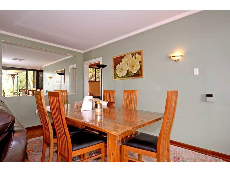 15 Oxley Rd, Darlington WA 6070