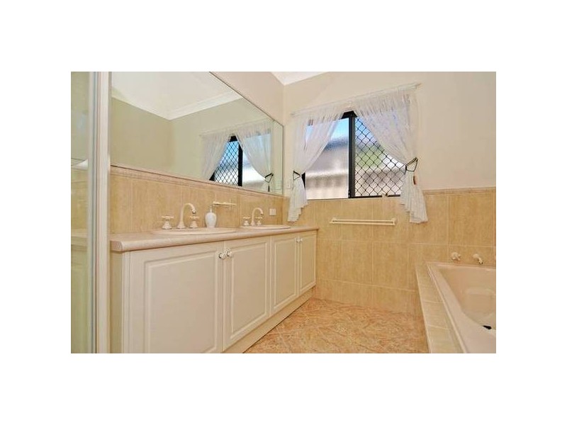 30 Huntsman Terrace, Jane Brook WA 6056