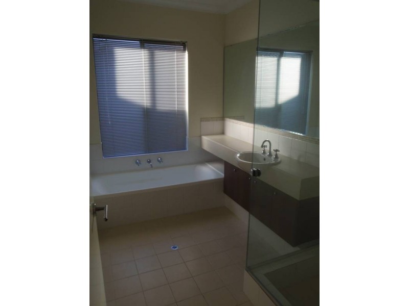 51 Neary Boulevarde, Aveley WA 6069