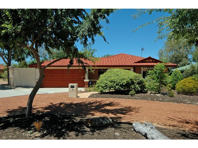 18 Wenstead Place, Stratton WA 6056