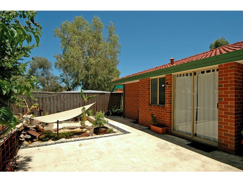 18 Wenstead Place, Stratton WA 6056