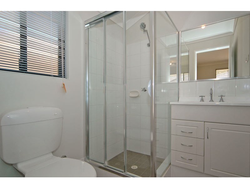 6/42 Holmesdale Rd, Woodbridge WA 6056