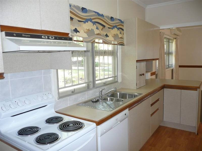 Glass House Mountains QLD 4518