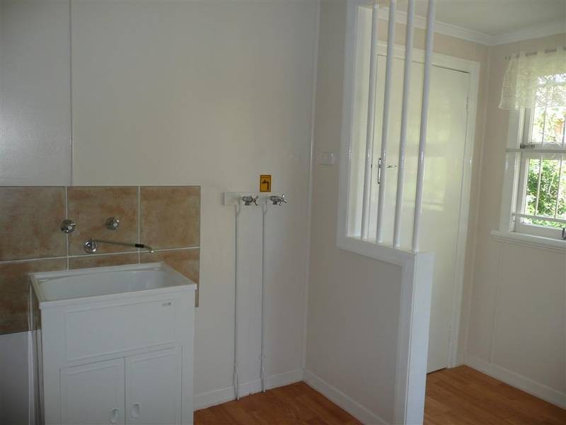 Glass House Mountains QLD 4518