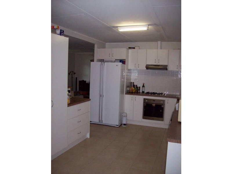 7 Laurel Street, Beerwah QLD 4519