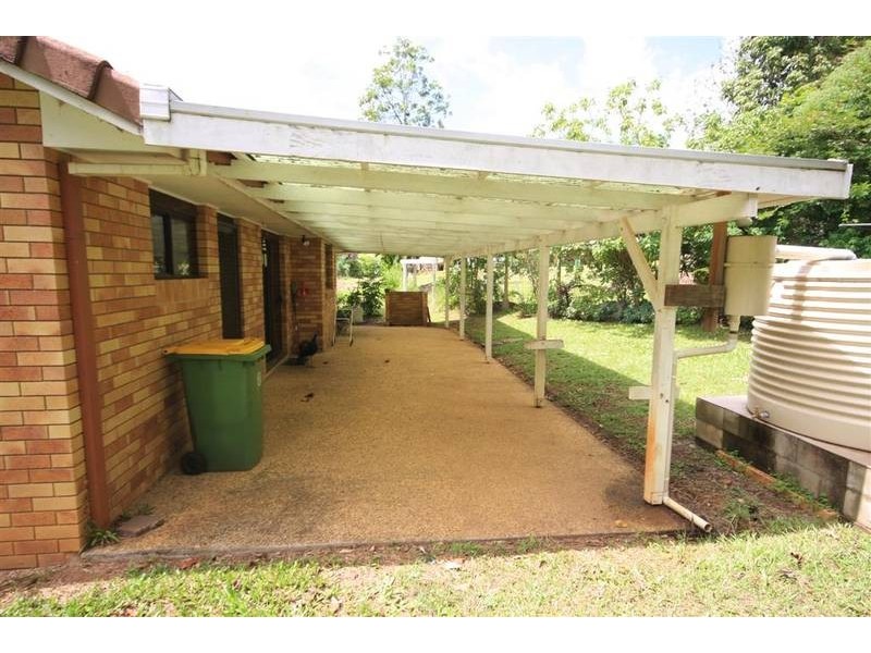 53 Railway Parade, Glass House Mountains QLD 4518