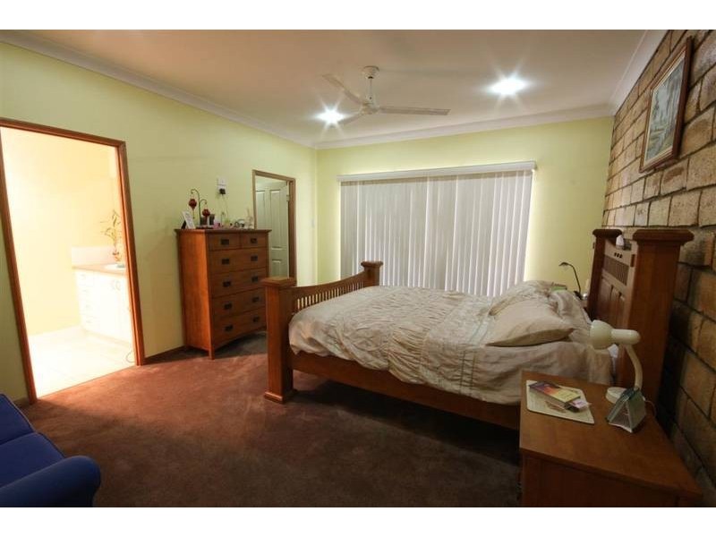 Glass House Mountains QLD 4518