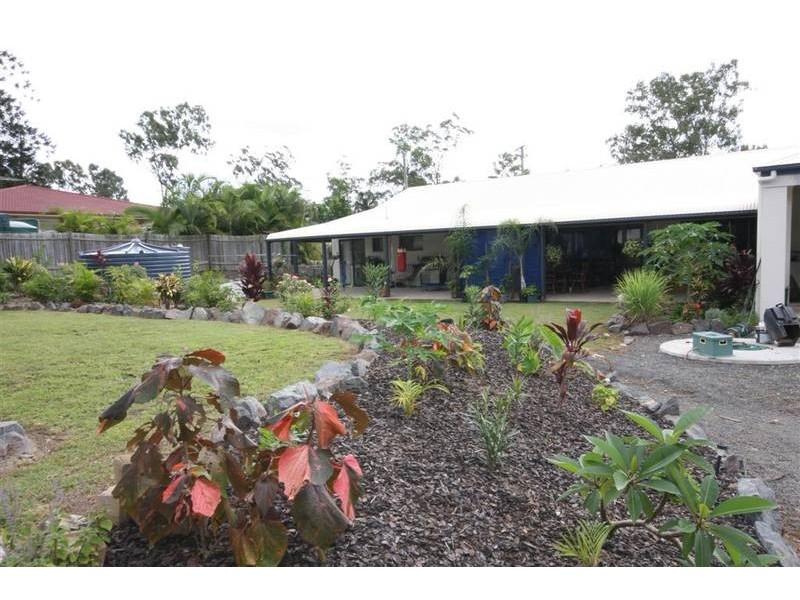 Glass House Mountains QLD 4518