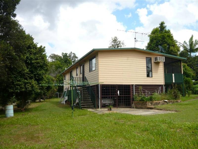 6 Sidha Avenue, Glass House Mountains QLD 4518