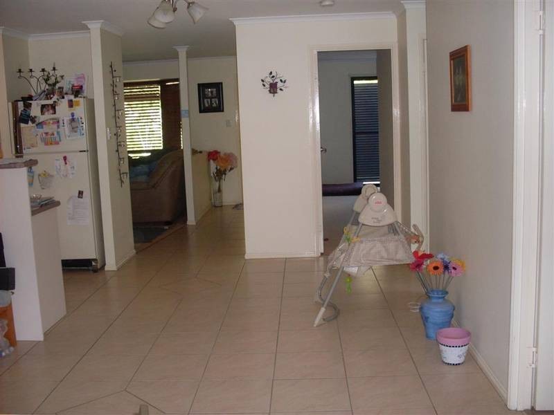 42 Ferngully Place, Mooloolah Valley QLD 4553