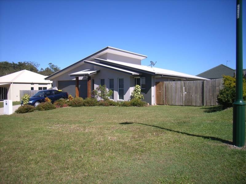 6 Coastal Av, Beerwah QLD 4519