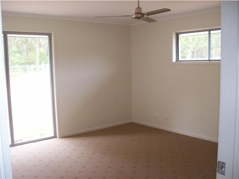 18 Cockatoo Court, Beerwah QLD 4519