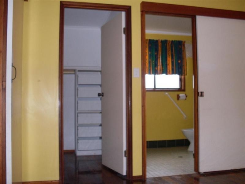 6 Sidha Avenue, Glass House Mountains QLD 4518