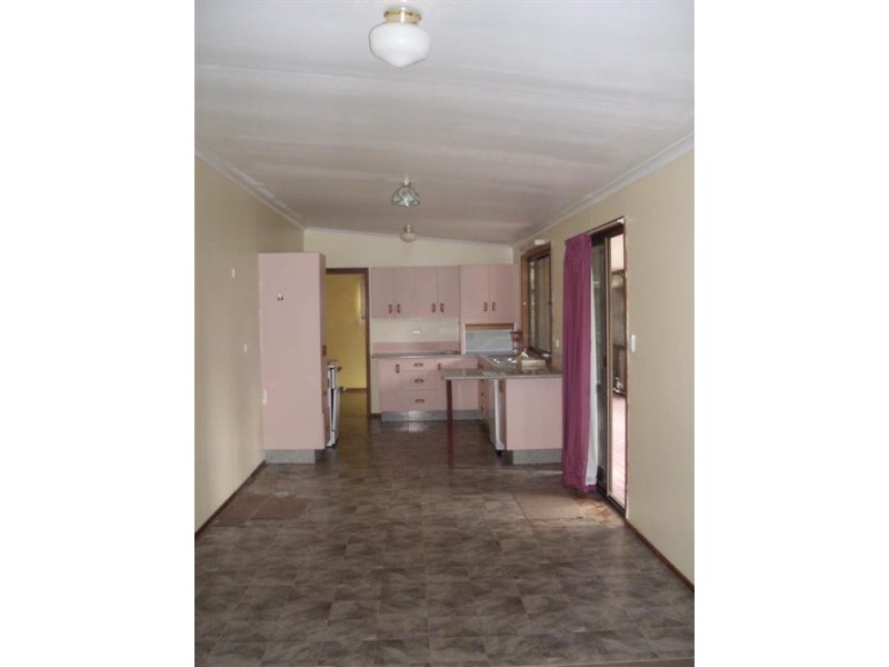 6 Sidha Avenue, Glass House Mountains QLD 4518