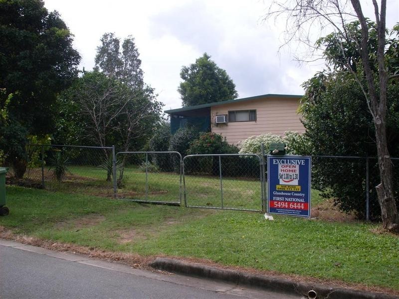 6 Sidha Avenue, Glass House Mountains QLD 4518