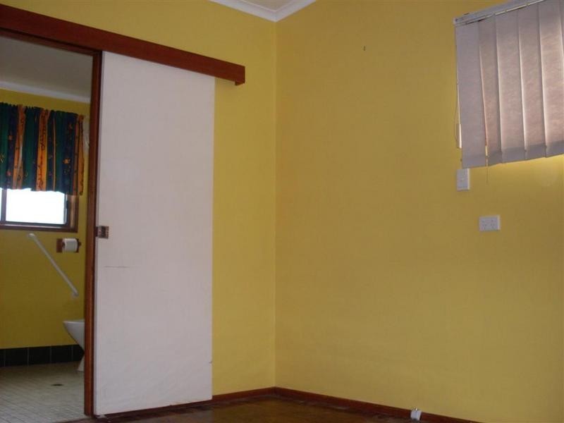 6 Sidha Avenue, Glass House Mountains QLD 4518