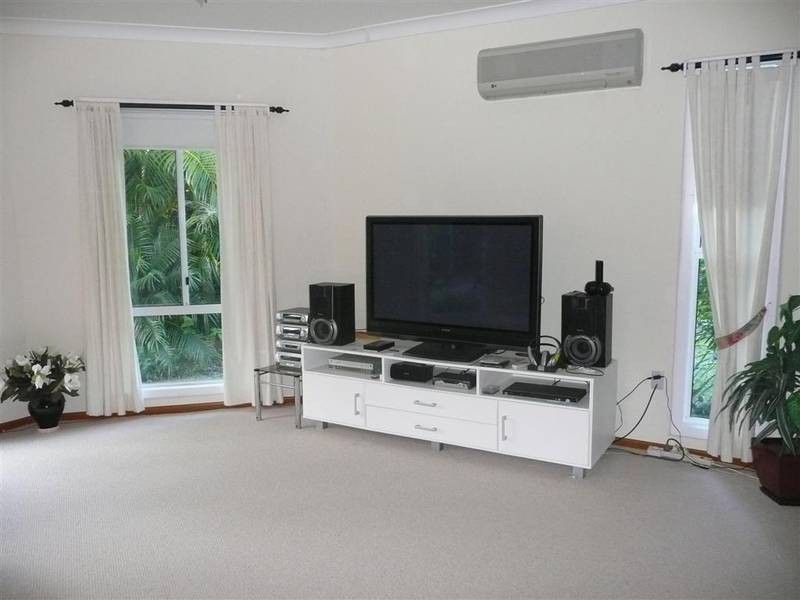 Glass House Mountains QLD 4518
