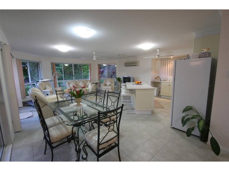 5 Julia Court, Glass House Mountains QLD 4518