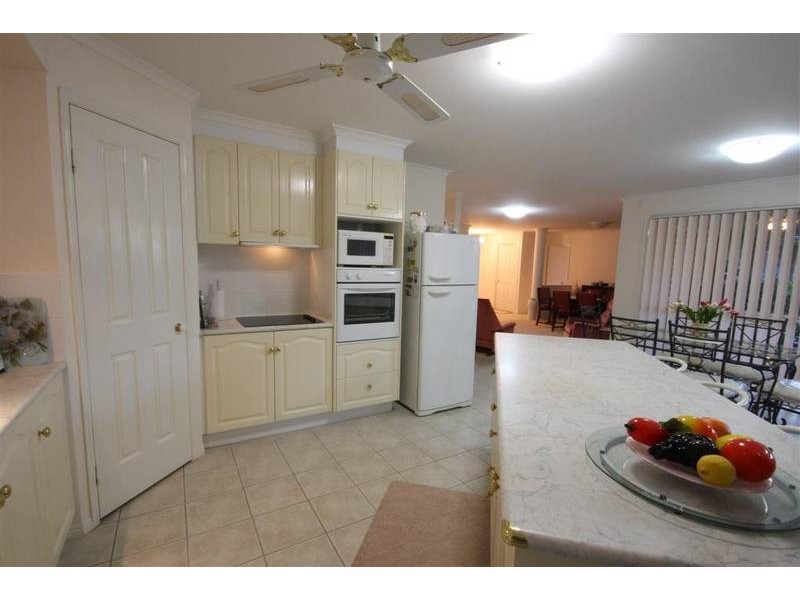 5 Julia Court, Glass House Mountains QLD 4518