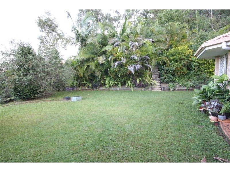 5 Julia Court, Glass House Mountains QLD 4518