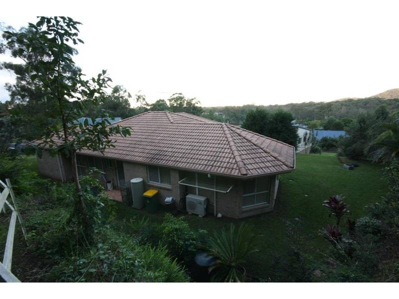 5 Julia Court, Glass House Mountains QLD 4518