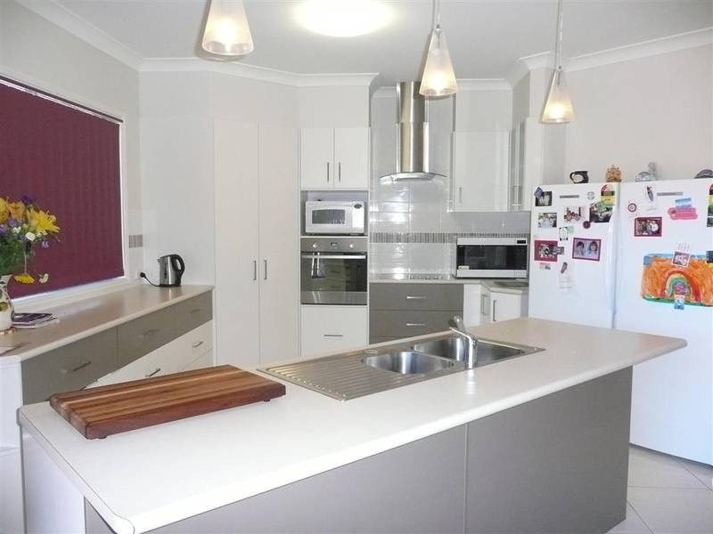 Glass House Mountains QLD 4518