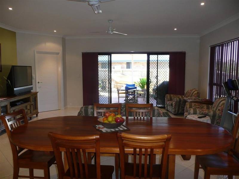 Glass House Mountains QLD 4518