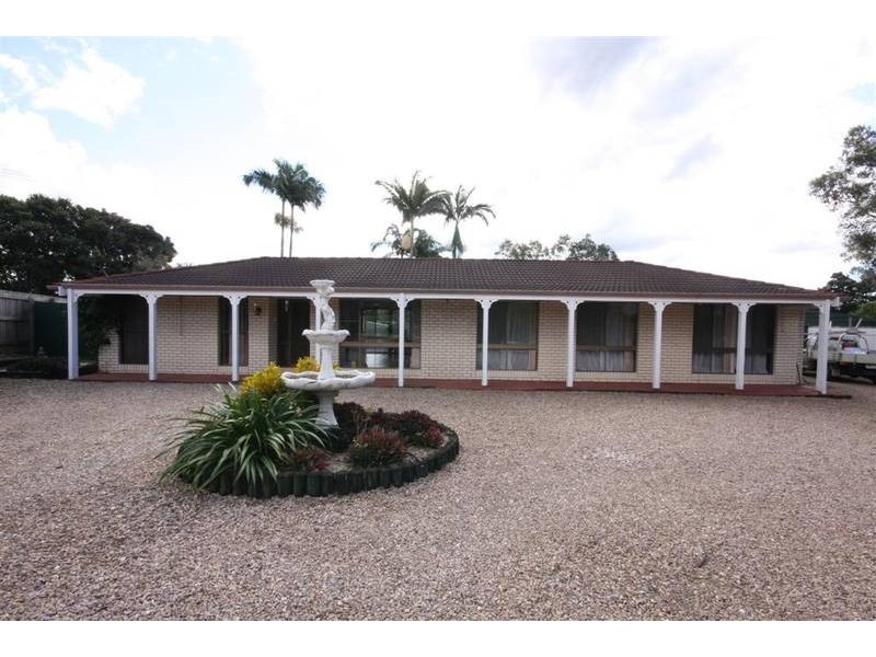 2 Harry Place, Beerwah QLD 4519