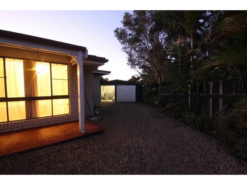 2 Harry Place, Beerwah QLD 4519