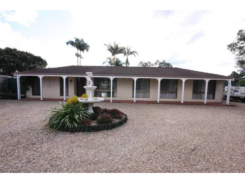 2 Harry Place, Beerwah QLD 4519