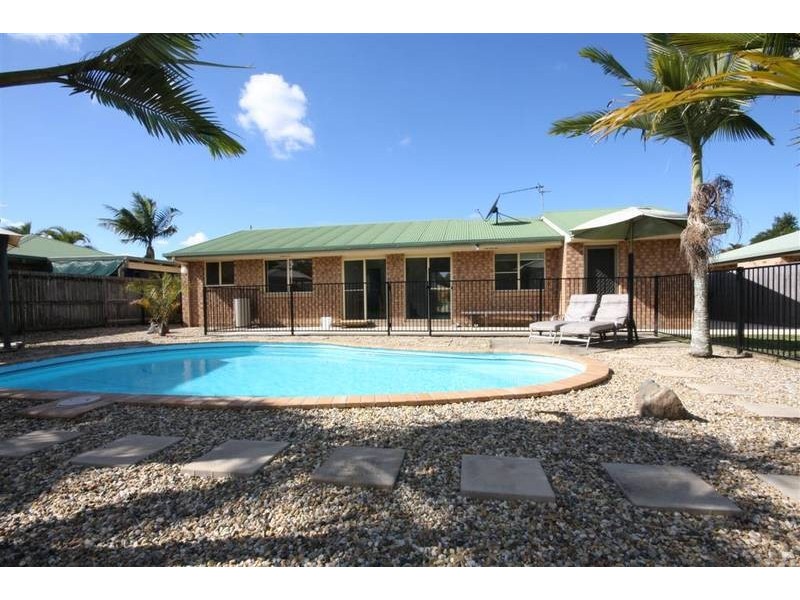 5 Cottonwood Court, Landsborough QLD 4550