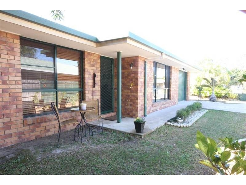 11 Redwood Court, Landsborough QLD 4550