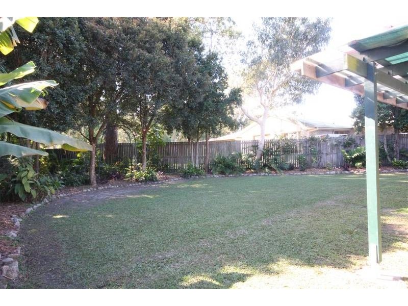 11 Redwood Court, Landsborough QLD 4550