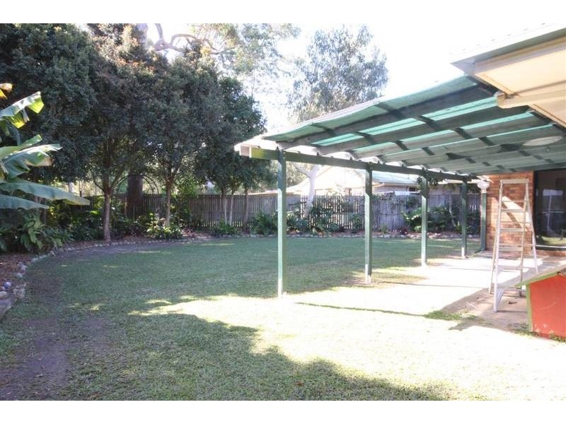 11 Redwood Court, Landsborough QLD 4550