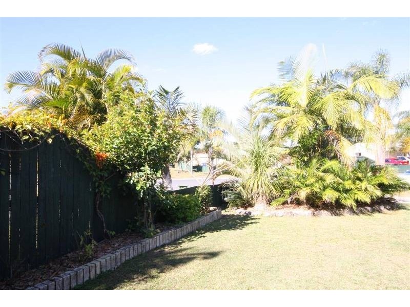 11 Redwood Court, Landsborough QLD 4550