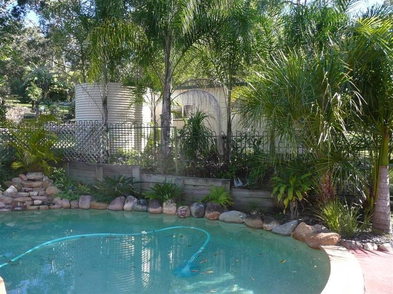 2069 Old Gympie Road, Glass House Mountains QLD 4518