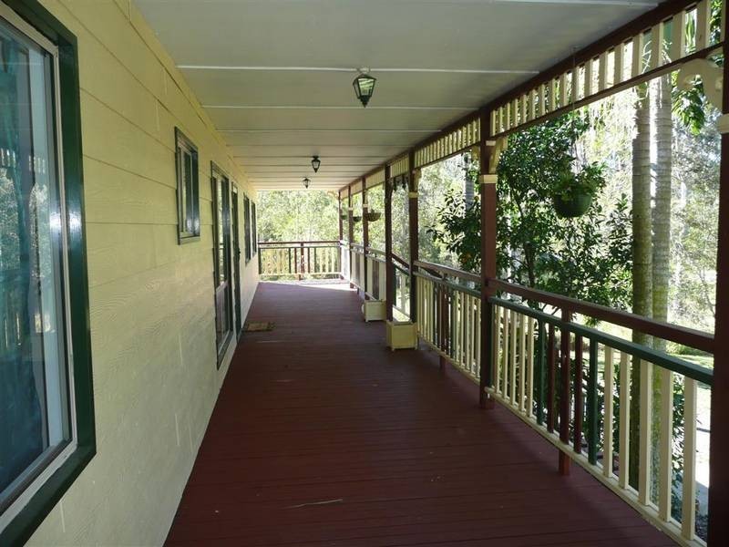 2069 Old Gympie Road, Glass House Mountains QLD 4518