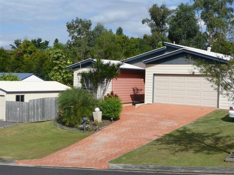 2 Julia Court, Glass House Mountains QLD 4518