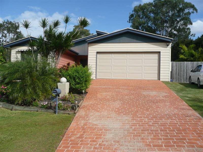 2 Julia Court, Glass House Mountains QLD 4518