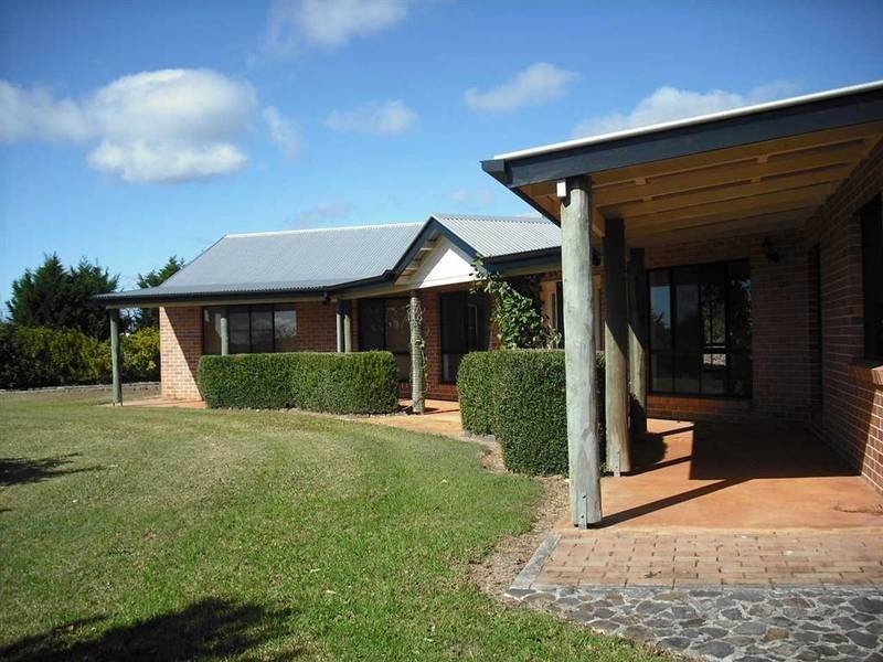 45 Treehaven Way, Maleny QLD 4552