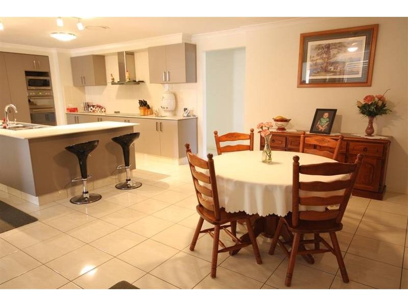 Glass House Mountains QLD 4518