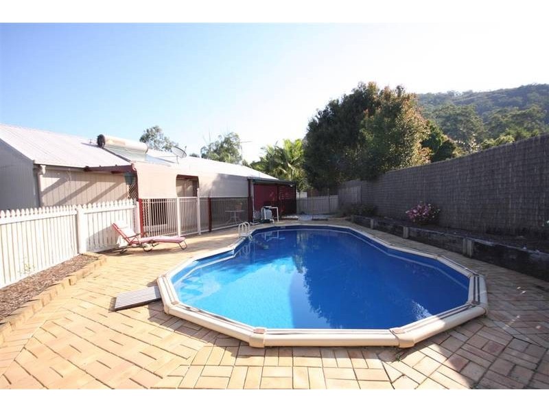 33 Springburn Drive, Glass House Mountains QLD 4518