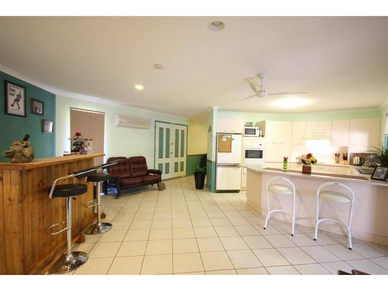 33 Springburn Drive, Glass House Mountains QLD 4518